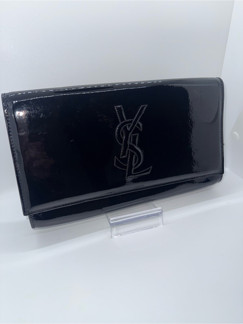 Yves Saint Laurent Black Patent Leather YSL Logo Envelope Clutch Italy - Picture 1 of 12